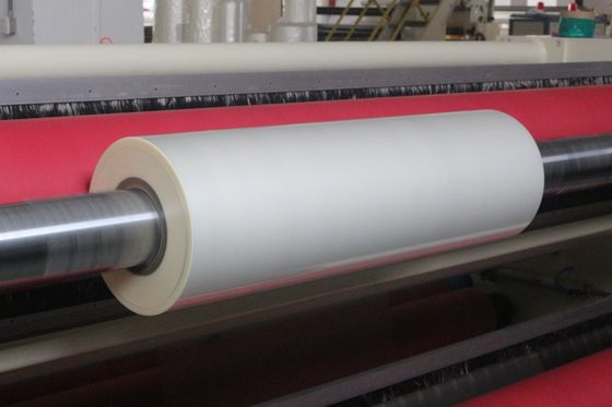 Drukowany karton laminacyjny Film miękki i przejrzysty 25.4mm Papierowy rdzeń podwójne strony Leczenie korona